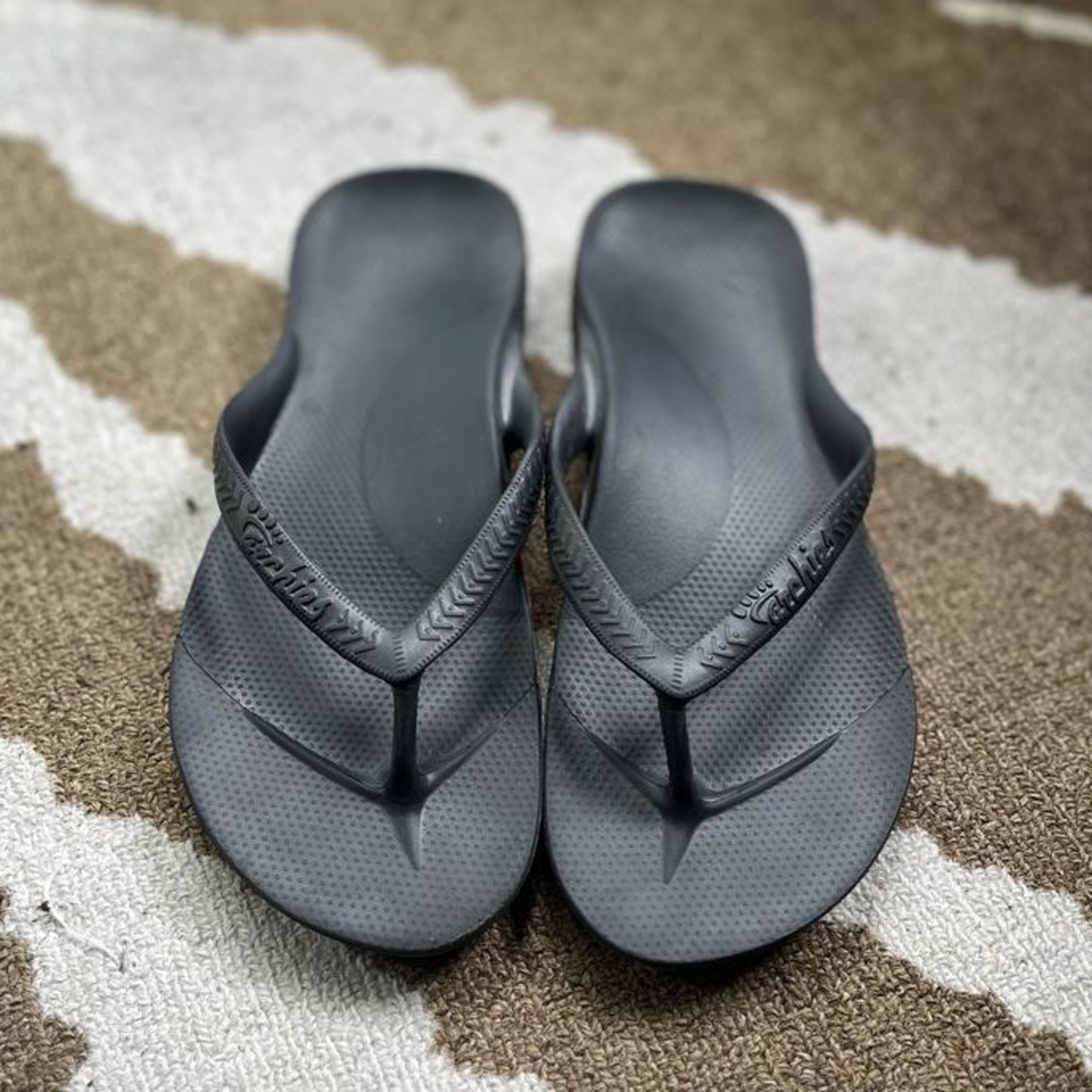 Archie Support Flip Flops